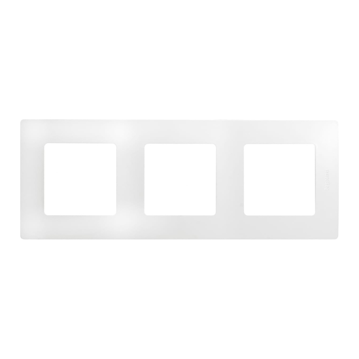 Рамка "Etika" 3-м. бел. Leg 672503 *1