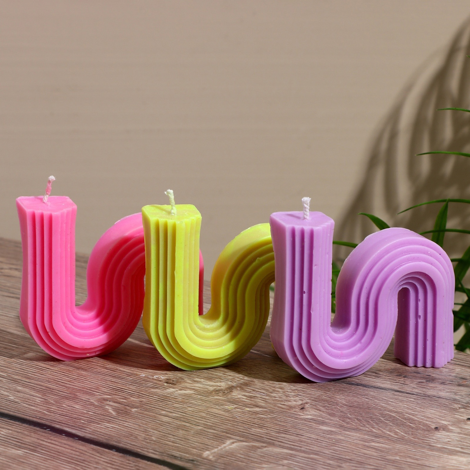 Свеча фигурная формовая S, 8×3×9 см, соевый воск