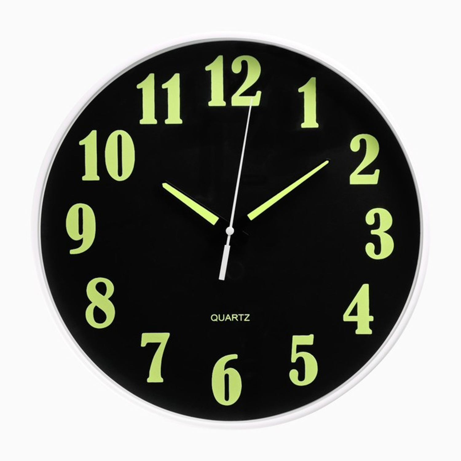 Часы настенные, серия: Классика, плавный ход, d-30 см, флуоресцентные, АА 9541317 Часы настенные, серия: Классика, плавный ход, d-30 см, флуоресцентные, АА 9541317