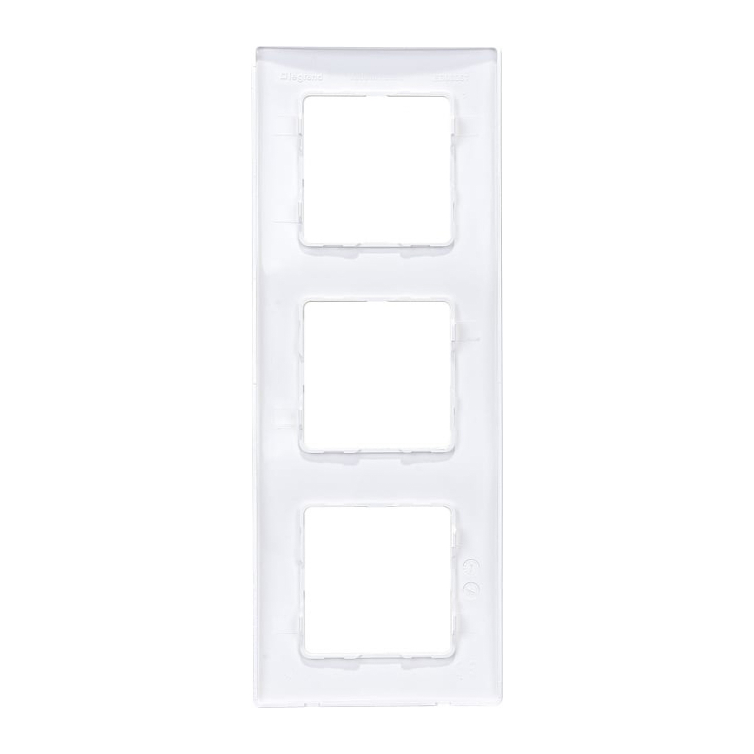 Рамка "Etika" 3-м. бел. Leg 672503 *1