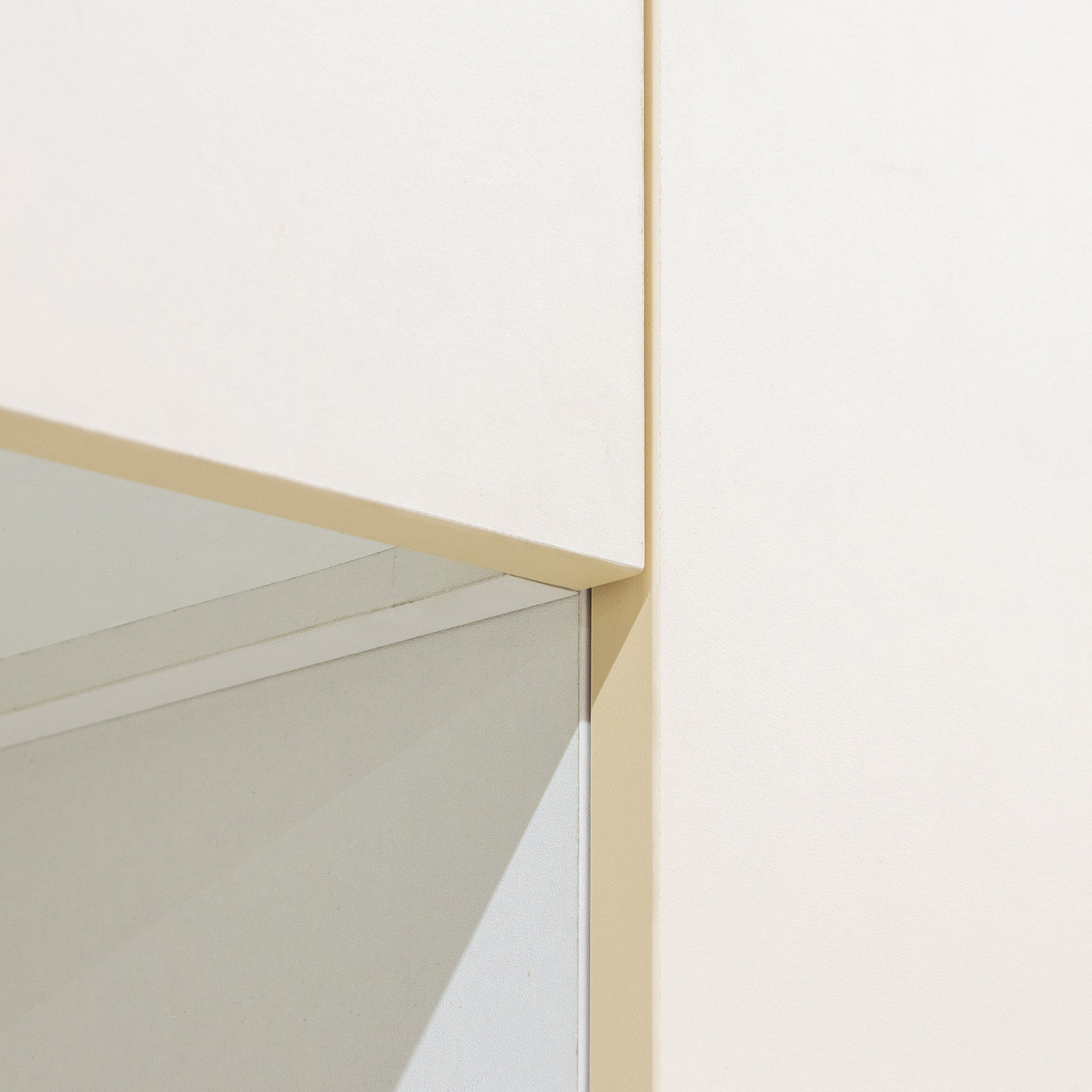 Шкаф навесной 400х676х290 мм BROZEX-WOOD Стиль, с дверцей, белый / светло-бежевый