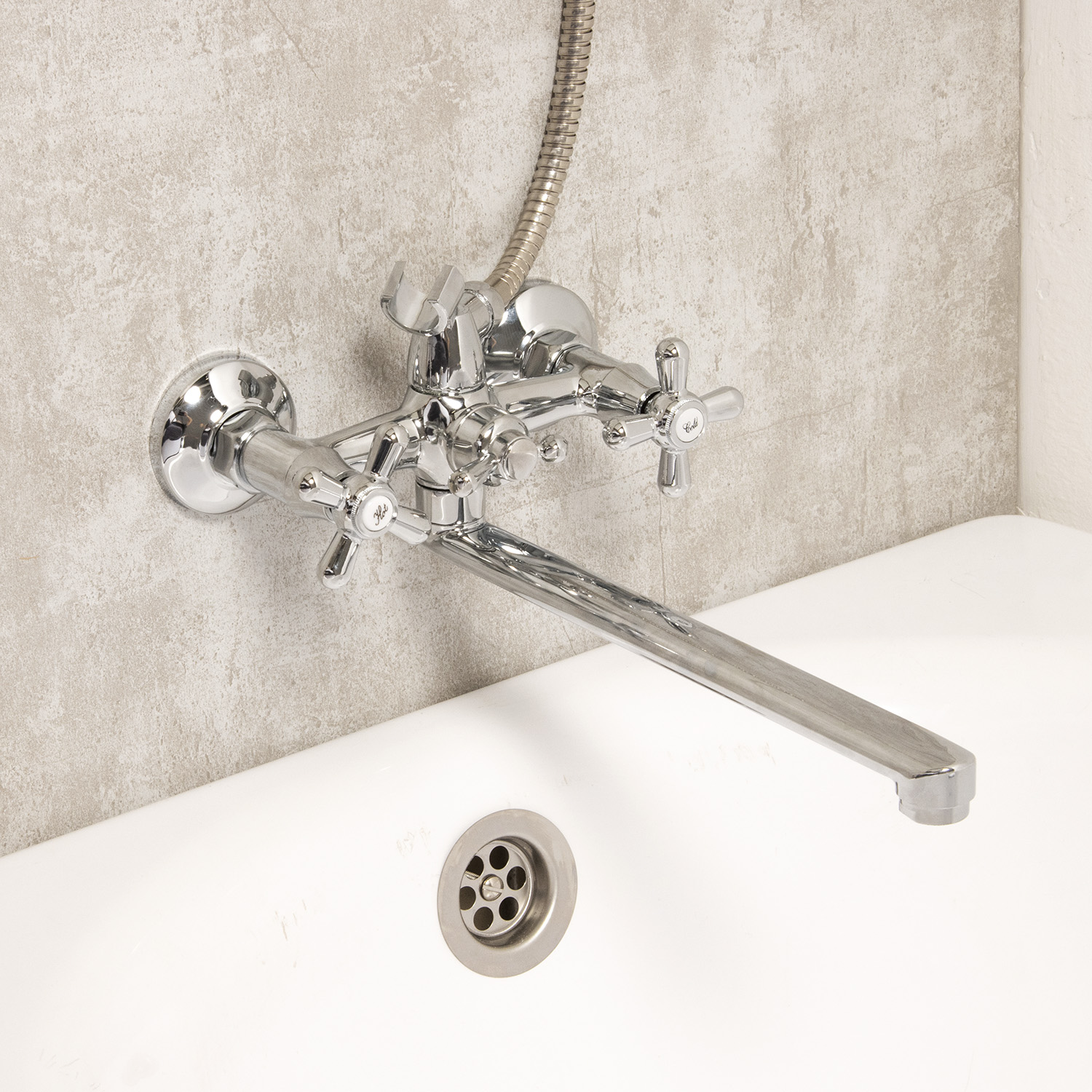 Смеситель д/ванны ROEGEN RP120B плоский излив *1/10