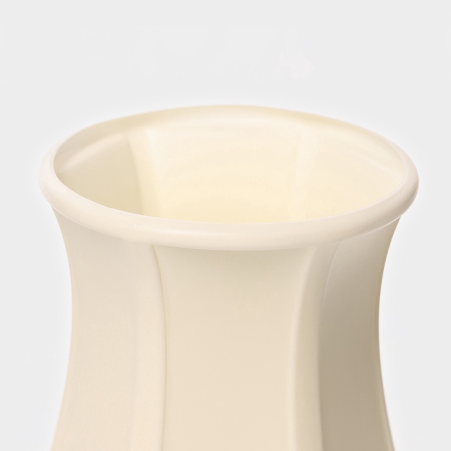 Ваза для цветов, пластик, 1.5 л, 12×8.5×23.5 см, белая