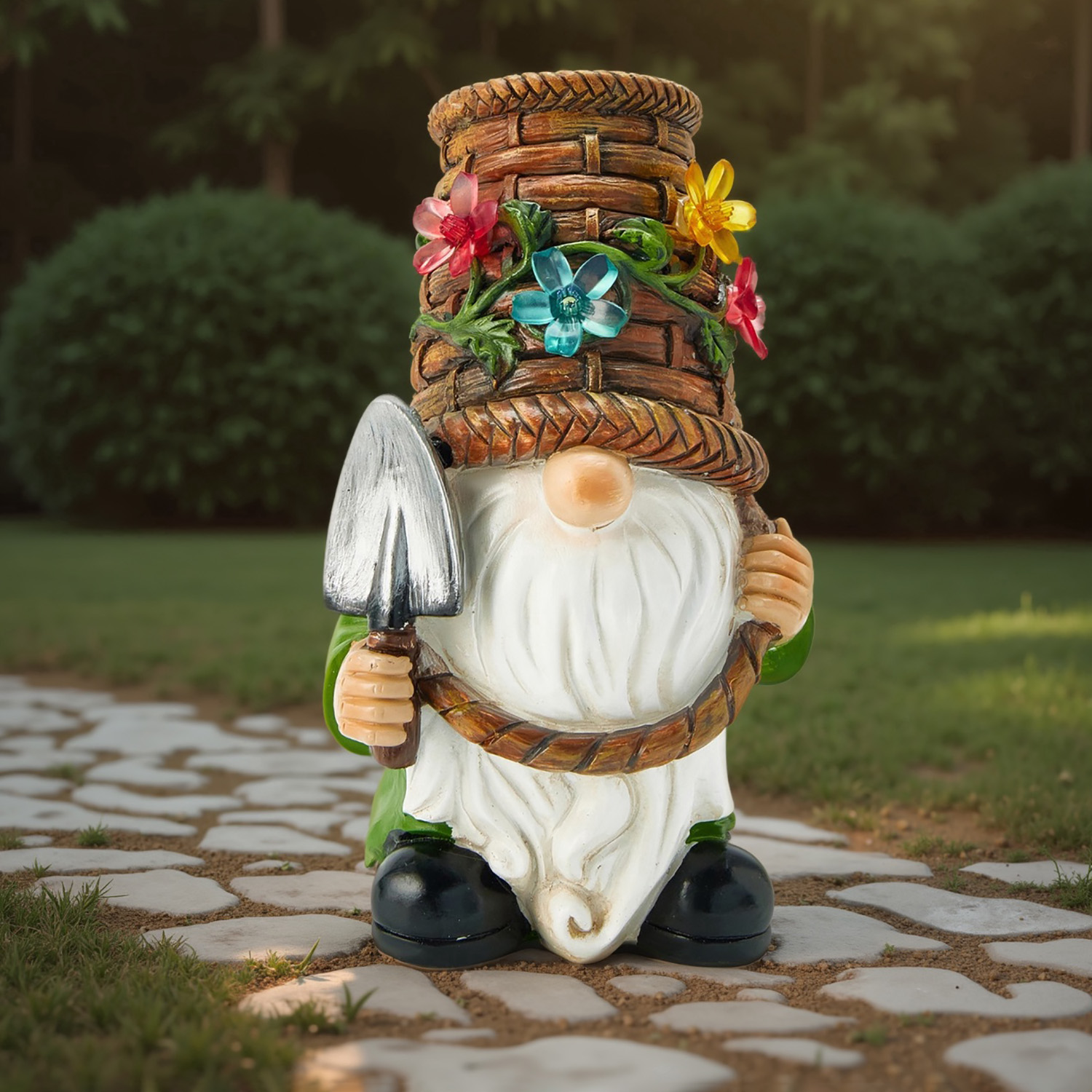 Садовая фигура с подсветкой "Гном с лопатой" 14х13.5х24см   10824128