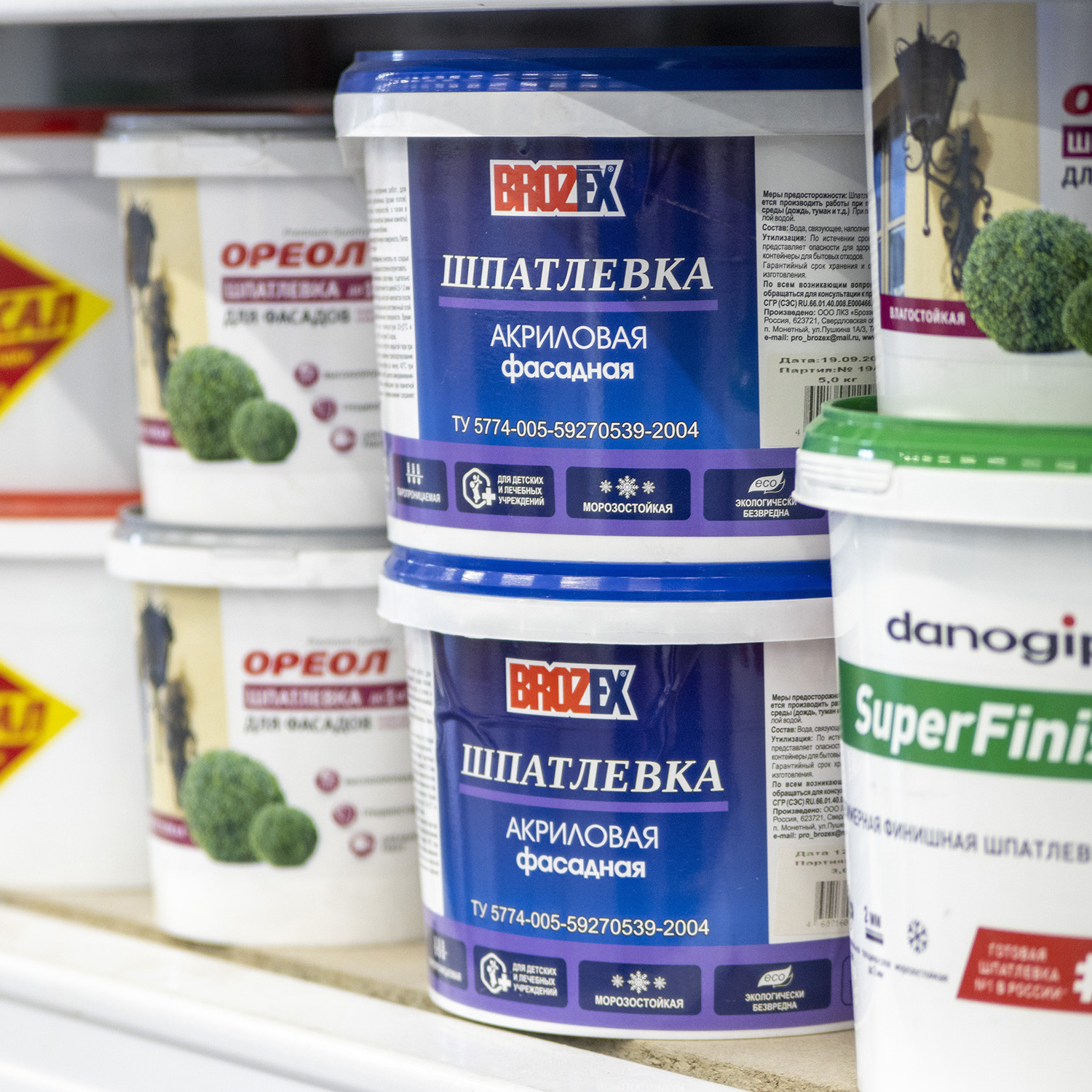 Шпатлевка фасадная акриловая 5 кг BROZEX