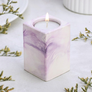 Подсвечник "Квадрат" из гипса, 5х8см,мрамор с фиолетовыми полосками 10059934