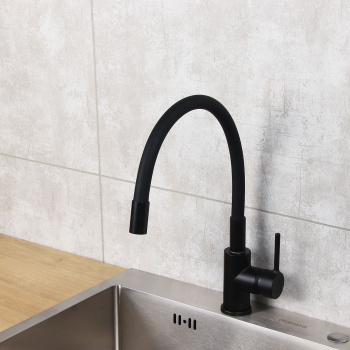 Смеситель для кухни с гибким изливом Meal Milardo, черный матовый M01BL0FM05 *1