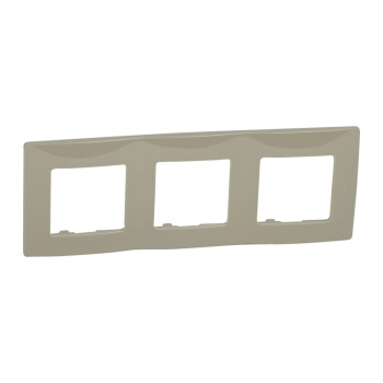 Рамка 3-м Etika сл. кость Leg 672513